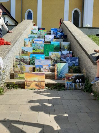 30 let likovnega prijateljevanja