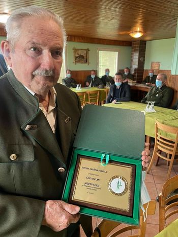 Podelitev naziva častni član Lovskega društva Polzela