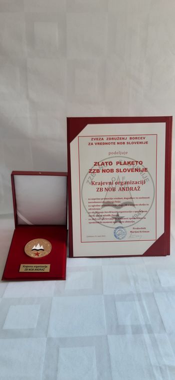 Zlata plaketa ZB NOB Slovenije