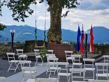 Urejanje gradu Komenda za poroke