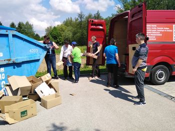 Zbiranje starega papirja v VDC Muc