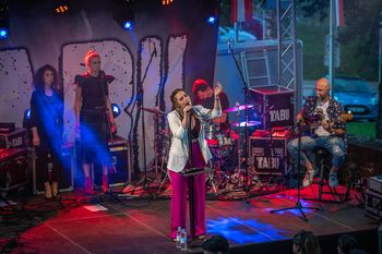 Poletni večer s skupino Tabu