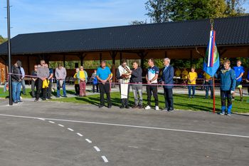 Predaja obnovljenega asfaltnega igrišča v Andražu nad Polzelo in 2. športno srečanje članov Športnega društva Andraž