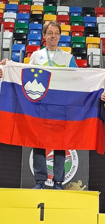 Tri zlate in ena bronasta za Božička na balkanskem prvenstvu