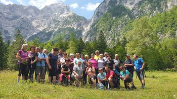 Lep poletni dan v Robanovem kotu