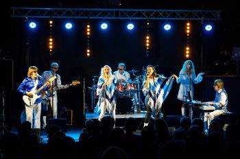 Abba Mia Tribute Band na gradu Komenda