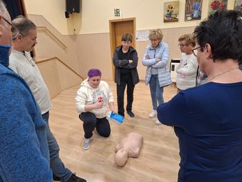  Predavanje o temeljnih postopkih oživljanja in uporabi defibrilatorja