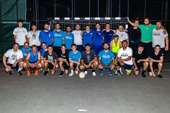 Šest ur igranja malega nogometa