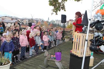 S Čarobučijado zakorakali v krompirjeve počitnice 