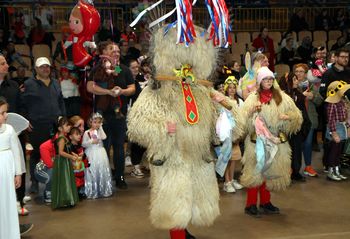 Tudi krokodili in pomorščaki zavili na maškarado na Polzeli   