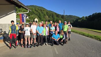 16. prireditev 12 ur pohodov na Goro Oljko