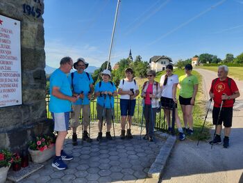 Po spominskih obeležjih Andraža nad Polzelo Po spominskih obeležjih Andraža nad Polzelo