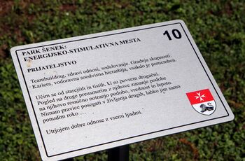 Park ob graščini Šenek: prostor za energijo, sprostitev in stik z naravo