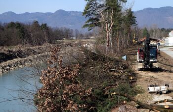 Ureditve Savinje za zmanjševanje poplavne ogroženosti na območju Braslovč in Polzele