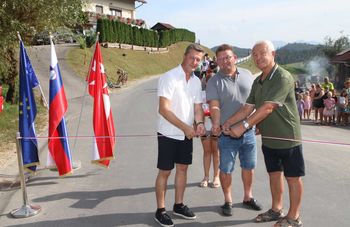 Odprtje obnovljene ceste Podsevčnik-Založe
