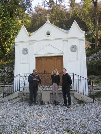 Prižgali smo luč za MIR Prižgali smo luč za MIR