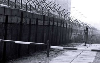 Prireditev ob 30 letnici padca Berlinskega zidu Prireditev ob 30 letnici padca Berlinskega zidu