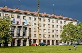 Informacija o možnosti uporabe potečenih osebnih izkaznic Republike Slovenije, na območju Republike Slovenije