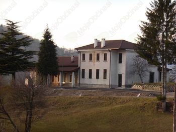 Spominska slovesnost na Srednjem