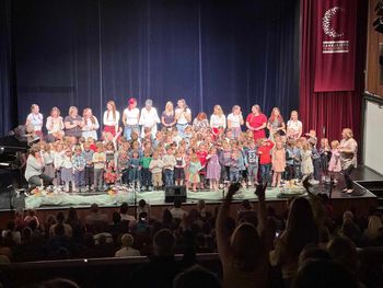 Nepozaben večer ljubezni in hvaležnosti Nepozaben večer ljubezni in hvaležnosti