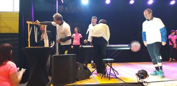 Župani tekli skupaj z udeleženkami Mido 2019