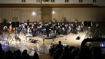 Praznično potovanje s Cecilijo Praznično potovanje s Cecilijo