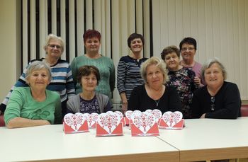 Iskrice na delavnici valentinovih voščilnic