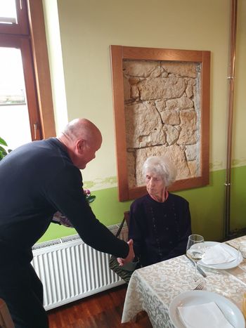 Anica Krajnc praznovala 90 let