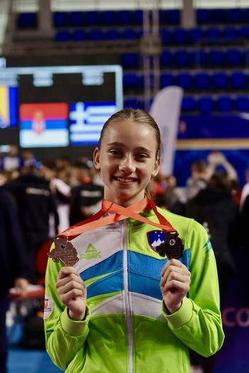 Laura Bergant osvojila dve kolajni na prestižnem balkanskem prvenstvu v Črni gori