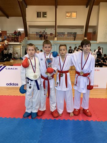 Karateisti osvojili štiri naslove državnega prvaka