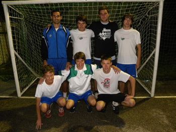 Avčani na domačih tleh pokazali zobe