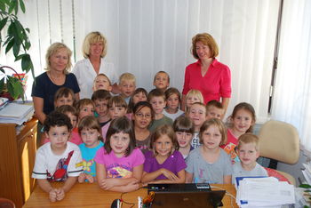 Ponovno vrvež po šolskih hodnikih