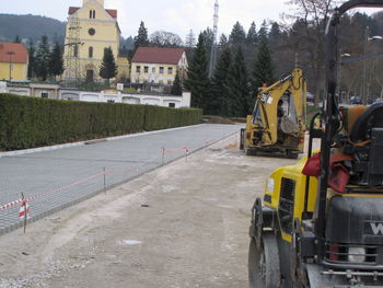 Urejanje parkirišča ob pokopališču v Vojniku