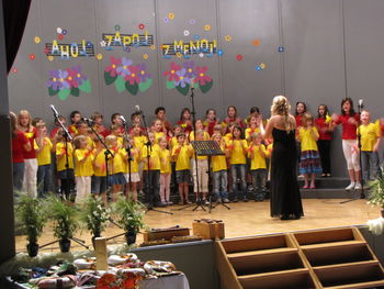 Ahoj, zapoj z menoj!