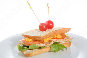 DESKA BURGER – zmagovalni burger mladih zdaj v ponudbi Restavracije B!