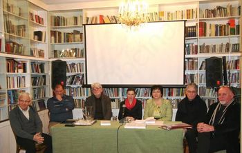 Na debatnem večeru Slovenskega centra PEN - projekt Slovenska pisateljska pot