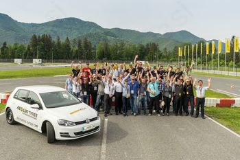 Mednarodno testiranje pnevmatik v Centru varne vožnje AMZS