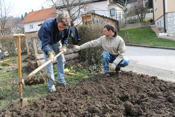 A JE TO – POMOČ NA DOMU