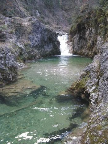 Vabilo na izlet od izvira Iške do doma v Iškem Vintgarju