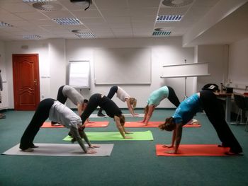 Skupinske vaje pilatesa in joge