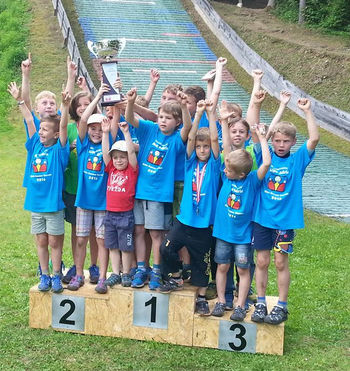 Stopničke za SSK Mengeš deževale kakor kaplje po Sloveniji