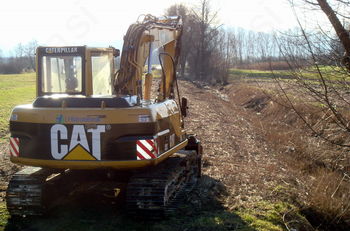 Pričeli s čiščenjem bevško loškega kanala