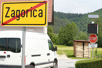 Nevarno križišče Zagorica v občini Litija odslej varnejše s sistemom COPS@road