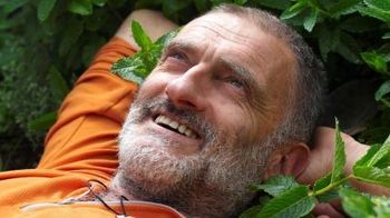 Jernejevo - zeliščarski dan v Šentrupertu z Dariom Cortesejem 