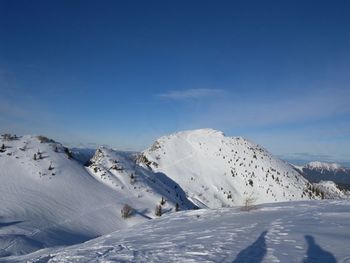 Vabilo na planinski zimski izlet na Debelo peč (2015 m)