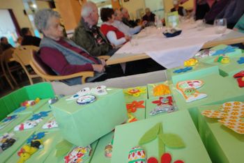 Obisk oskrbovancev v Domu Tisje v mesecu aprilu