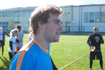 Frizbi – leteči diski in poštena igra brez sodnikov