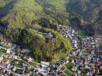 Log-Dragomerčane razburile višje položnice