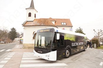 Predstavitev električnega avtobusa v Dupleku