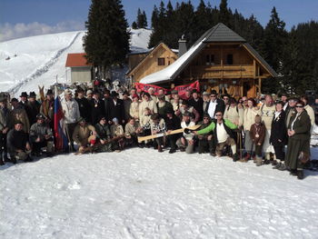  10. jubilejno srečanje Ljubiteljev smučanja po starem 